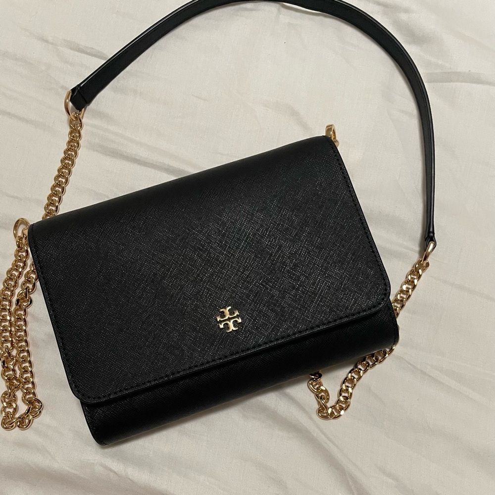 NWT Tory Burch Emerson Chain Wallet